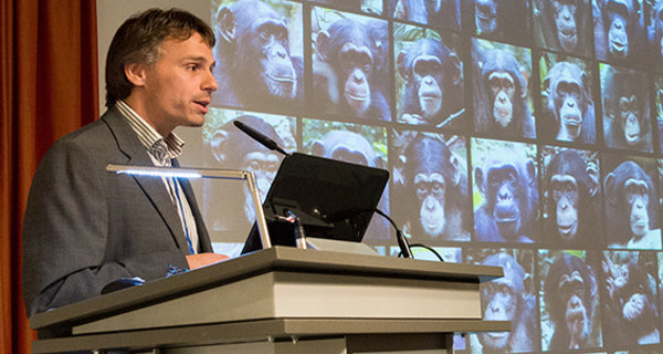 Fabian Leendertz at the German Symposium on Zoonoses Research in 2014