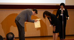 Andrew MacIntosh receiving the Takashimia Prize